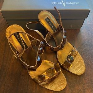 New in box Vince Camuto heels